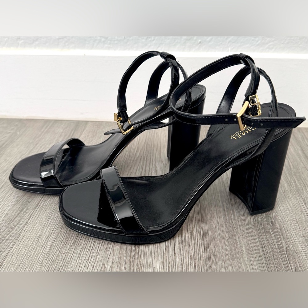 Michael Kors Jordyn Black Patent Leather Platform Sandals - Sz 9
